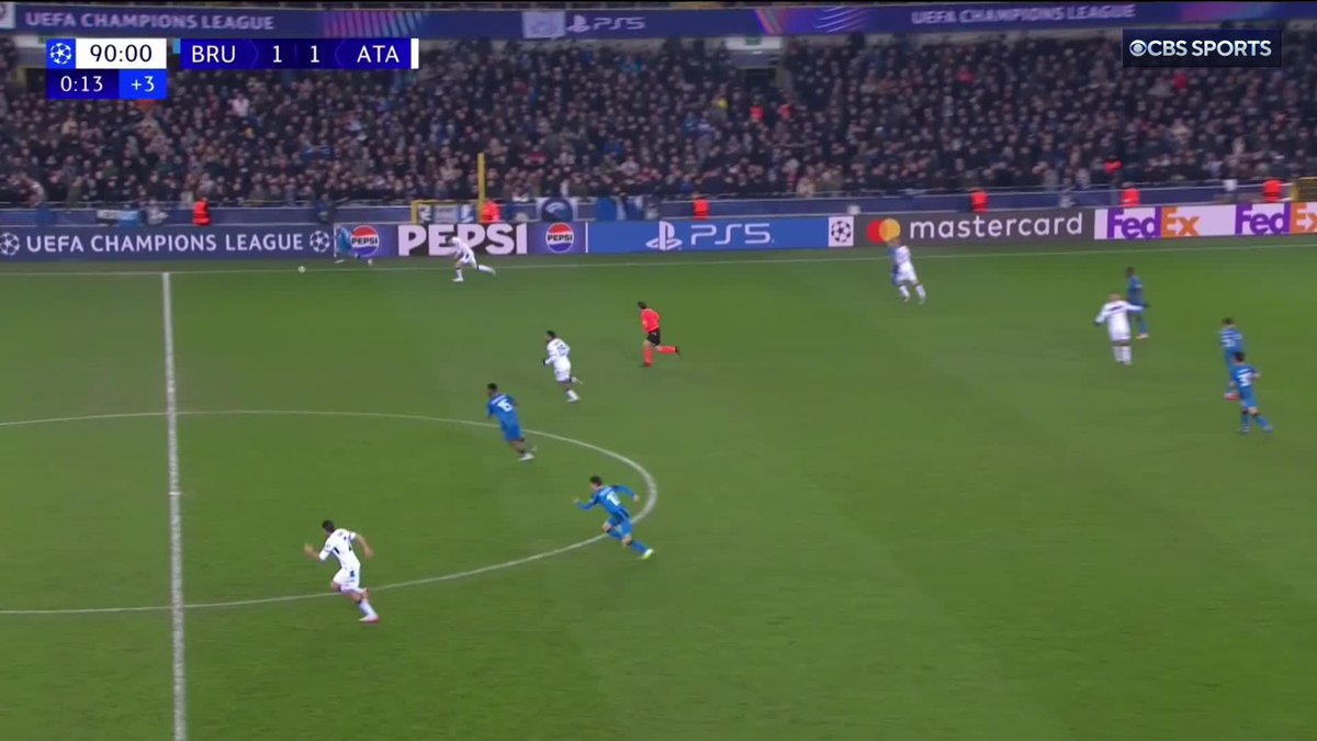 CONTROVERSIAL FINISH IN BELGIUM! 😳 Gustaf Nilsson wins it for Brugge in stoppage time 🚨