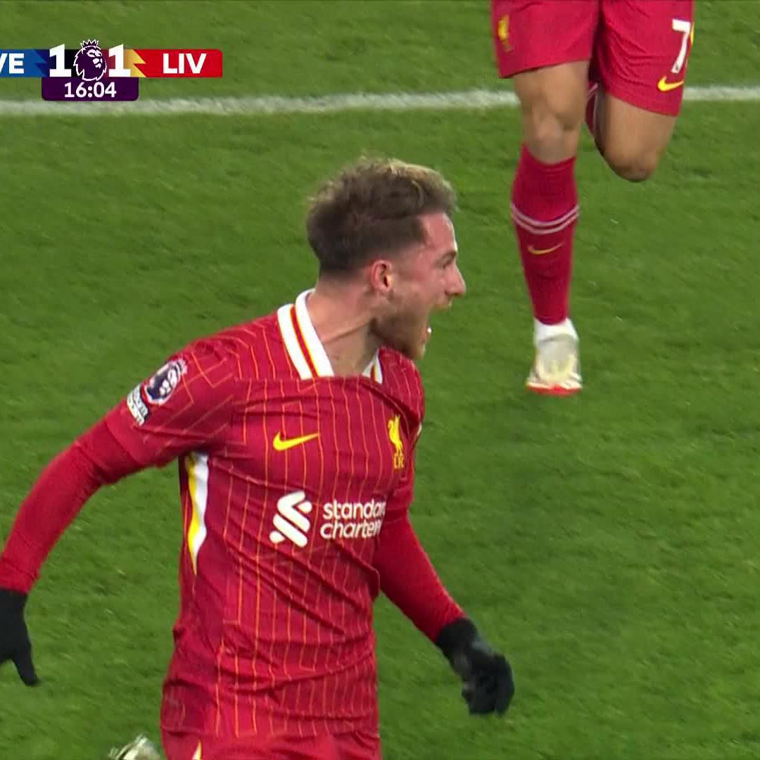11': Everton 1 - 0 Liverpool 16': Everton 1 - 1 Liverpool We knew the Merseyside Derby was going to deliver some drama 😏⚽ 📺 Stream #EVELIV on DStv: