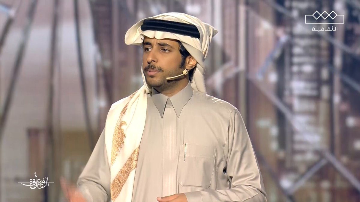 لو فضت كفيّنه الثنتين ما خلاّ الأنافه حكمة الله .. ما خلق كفينه أعلى من جبينه 📜فيصل بن نماس | فئة الشعر النبطي #المعلقة | فيصل بن نمّاس