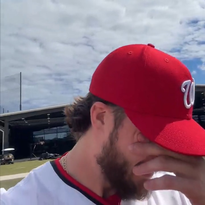 not crying, he's just got baseball in sight ❤️🔥 Dylan Crews