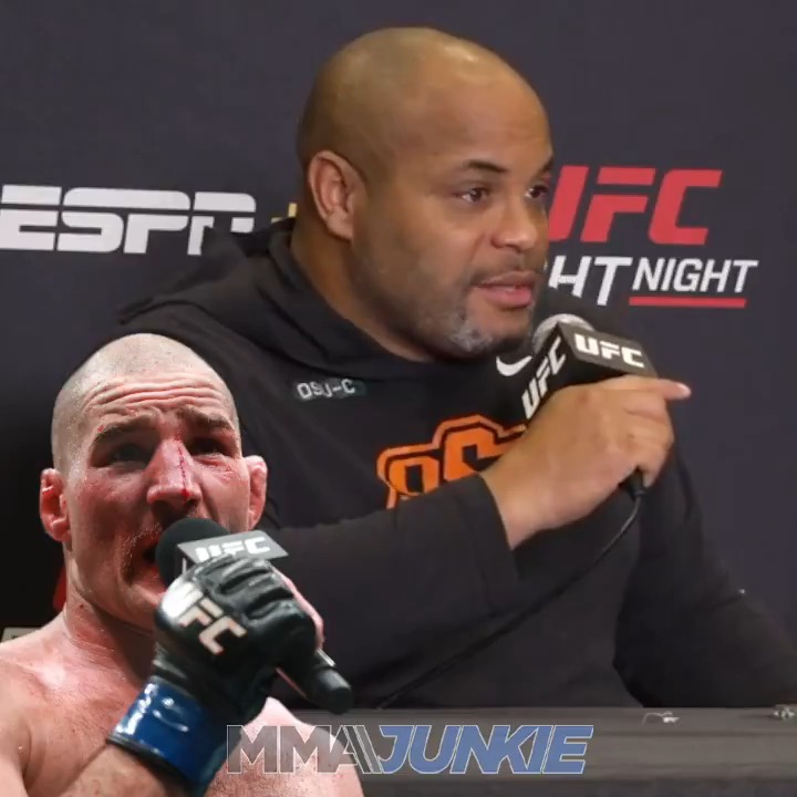 Daniel Cormier and Chael Sonnen are perplexed by the "crazy" hate Sean Strickland has received after his #UFC312 loss. "Did he do bad? I was proud of his effort. Having your nose broken, it hurts really bad."