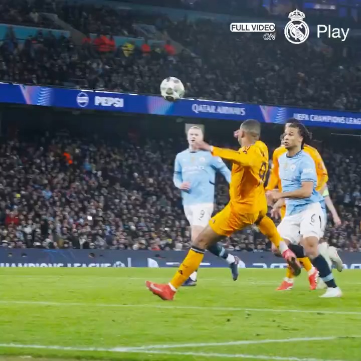💫 ¡Así comenzó otra noche épica! 💫 👉 Kylian Mbappé