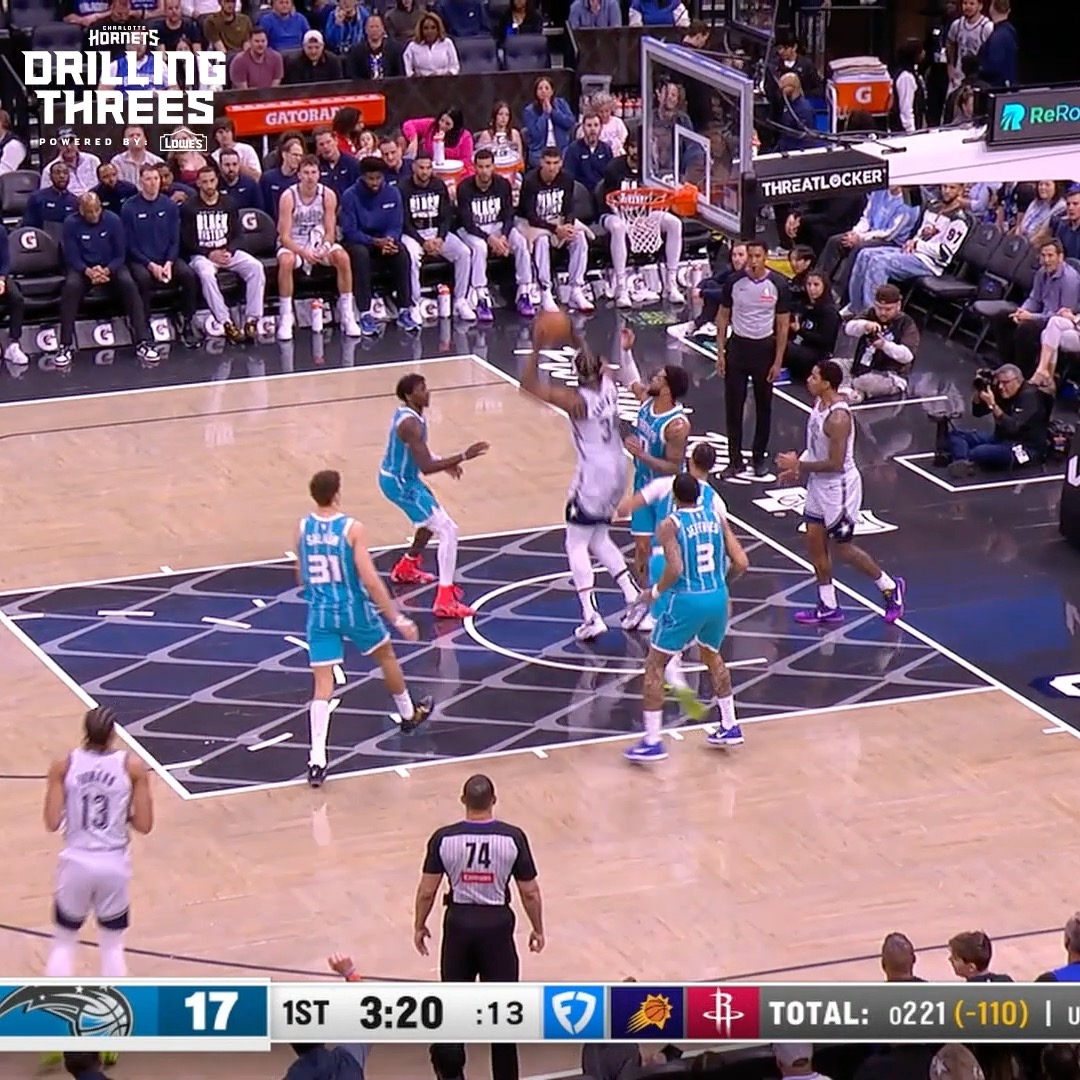 anddd Damion Baugh first bucket in our threads 🎯 Lowe's | 📹 Hornets On FanDuel Sports Network