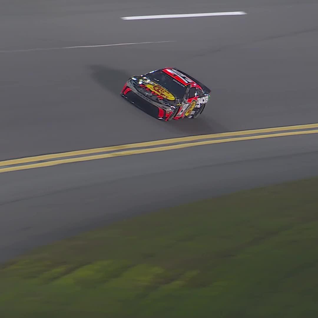 "That's a massive lap!" What a statement by Chase Briscoe in that No. 19.