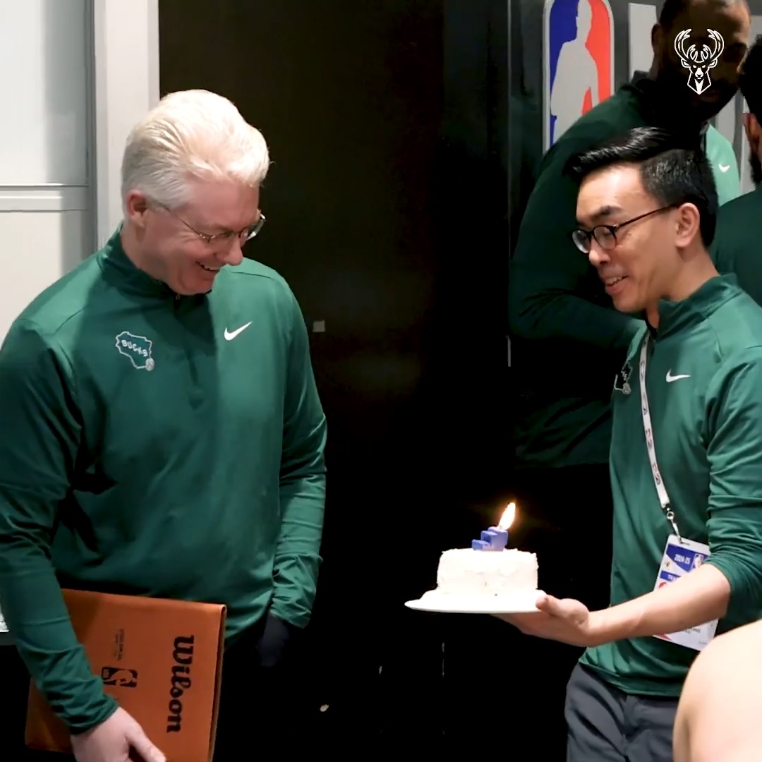 Happy birthday, coach Prunty! 🎂