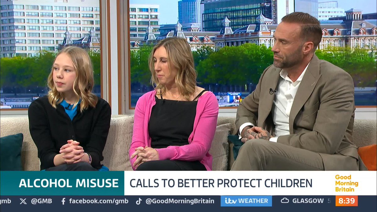 'You're not alone. People are here for you' Thirteen-year-old Amelie Peek and her mother, Lucy Norfolk, have written a heartfelt letter to the Prime Minister calling for greater support for children affected by parental alcohol misuse. Amelie and Lucy are joined by Calum Best.