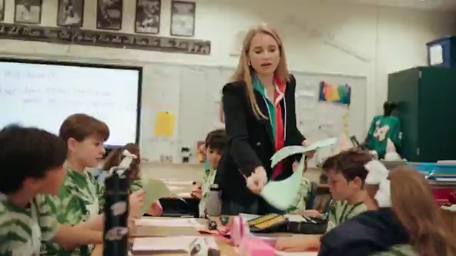 "Class, class!" We Need To Talk sat down with elementary school teacher Mary Crippen, and her third grade class, that have picked up a following on TikTok for their NFL themed lessons.