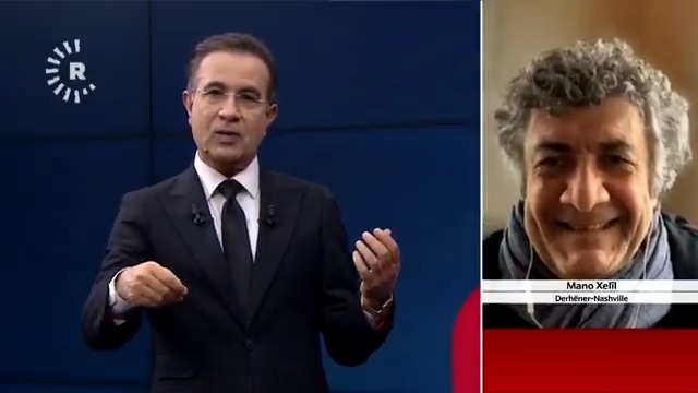 Derhênerê Kurd Mano Xelîl bi 6 zimanan ji Donald Trump xwest ku Kurdistanê bikire Derhênerê Kurd Mano Xelîl: 🎙️ ❝Ez kevçiyek axa Kurdistanê bi Meke, Medîne, Necefa Ereban, Qûma Îranê û bi Tirkiyeyê nadim❞ 🎙️ ❝Kurdistan ne ya firotinê ye û nayê firotin❞ 🎙️ ❝Ji ber qehr û hesretê min ew gotin kirin❞