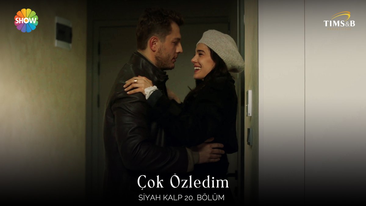 Beklenen sarılma gerçekleşti. 🖤 #SiyahKalp @showtv @timsandb