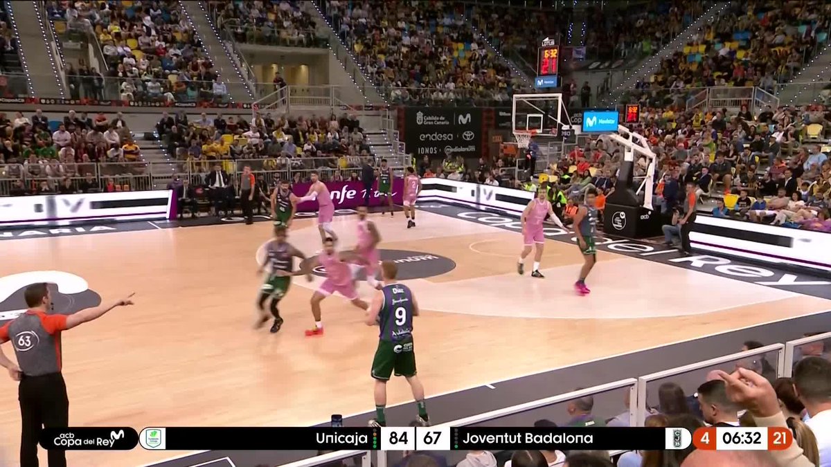 Y A VOLAAAAAAAAAAAAAR QUÉ LOCURA DE LOS TYSONS 🤪 📺Basket en Movistar Plus+ | UnicajaCB #CopaACB | #ConectaConTuPasión