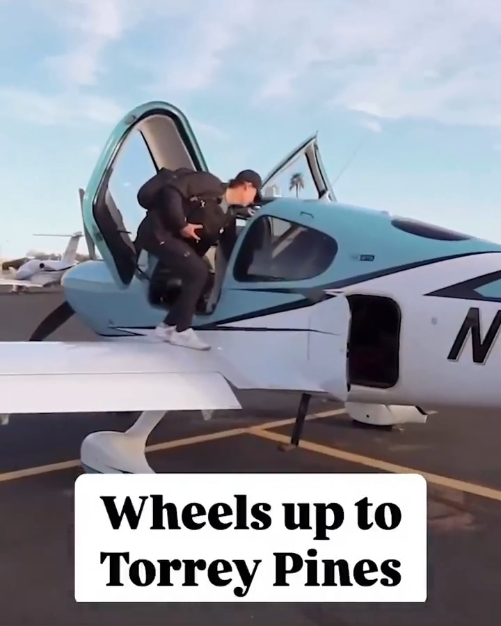 Maverick McNealy flew himself to Torrey Pines this week. ✈️ [Insert Top Gun puns]