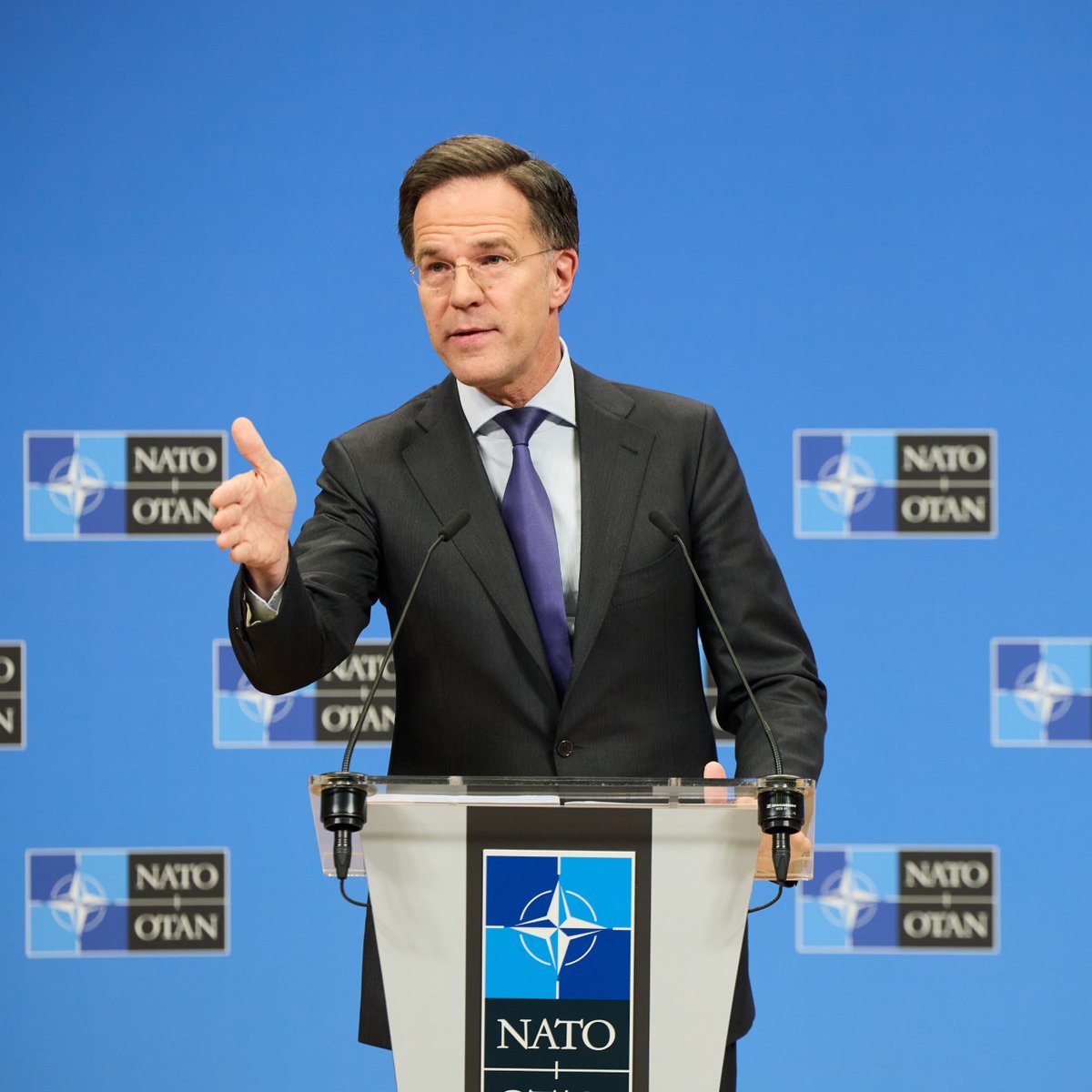 🗣️ Mark Rutte Mark Rutte wrapped up the #DefMin meeting in a press conference where he highlighted the need to increase defence spending, ramp up defence production and continue to support Ukraine Tap to watch the press conference ⤵️