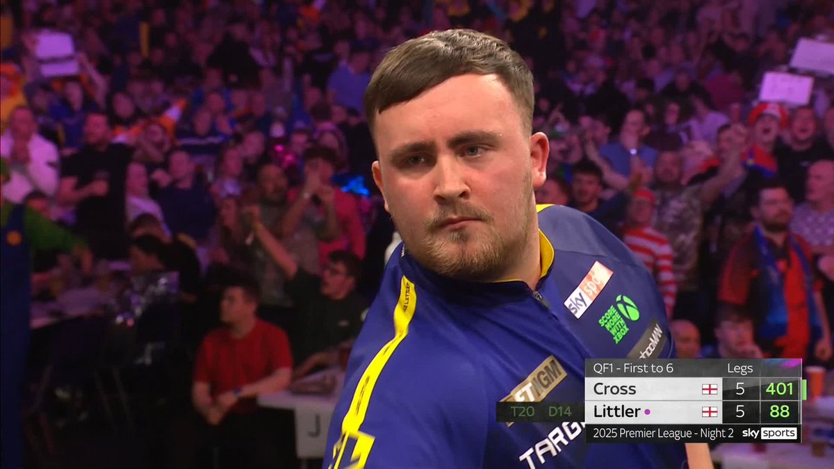 Luke Littler comes from 5-1 down to beat Rob Cross! 😲👏