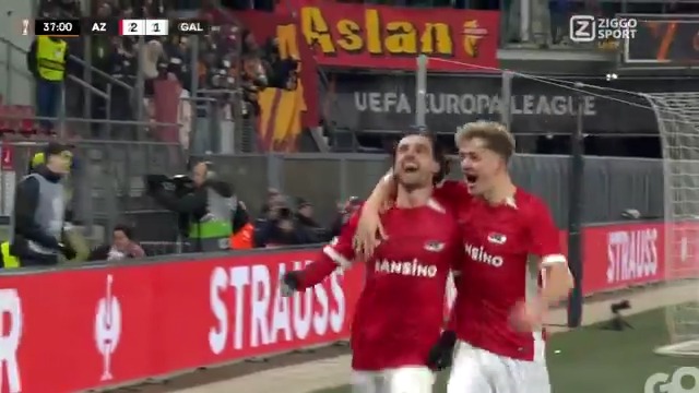 𝐆𝐎𝐎𝐎𝐀𝐀𝐀𝐋! Troyyyyyy Parrott! 🦜 AZ leidt weer tegen Galatasaray: 2-1! 🙌 #ZiggoSport #UEL #AZGAL