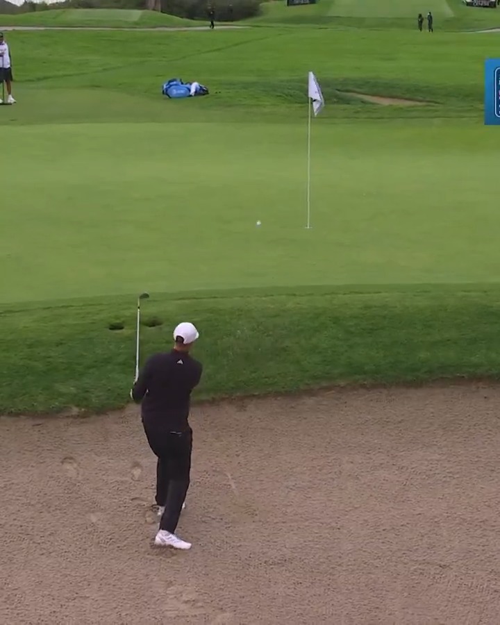 Ludvig made this look easy 😮💨 A bounce-back birdie from the bunker moves him to T4 The Genesis Invitational. 📺 Golf Channel