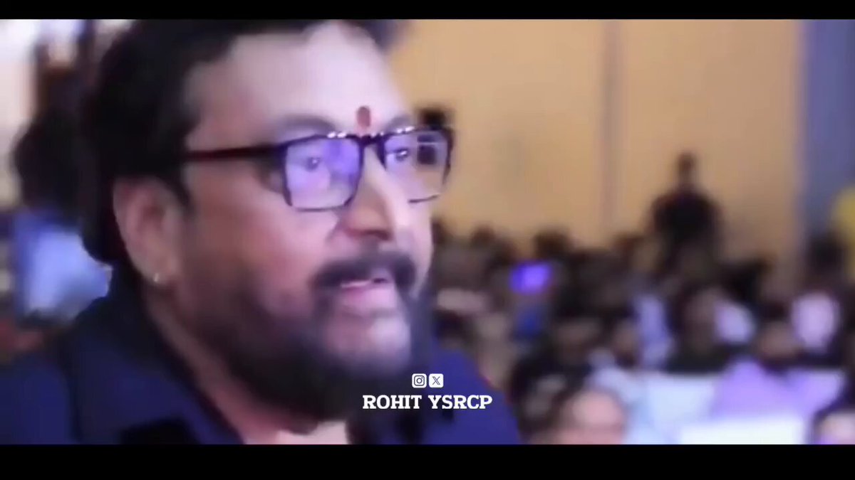 ఫైనల్ గా ఏంటంటే ఇక నుండీ ఏ సినిమా వాళ్ళు జగన్ గురించి మాట్లాడకుండా చేశారు అంటున్నారు 🔥 కట్టుబానిసలు ఉన్నారు నీకూ YS Jagan Mohan Reddy అన్న ❤️🙏