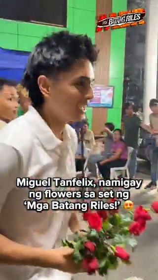 GRAVEH MGA KAPAMILYA SA TOTOO LANG TAYO HA BENTANG BENTA TALAGA SA MGA MASA AT CASUAL VIEWERS ITONG #MgaBatangRiles ng KAMUNING. JUSKO KILALANG KILALA NILA SI KIDLAT. ICONIC AT BUKAMBIBIG TLGA KESA DUN SA INFLOPNITO NAMIN NA DTO LANG SA TWITTER KILALA