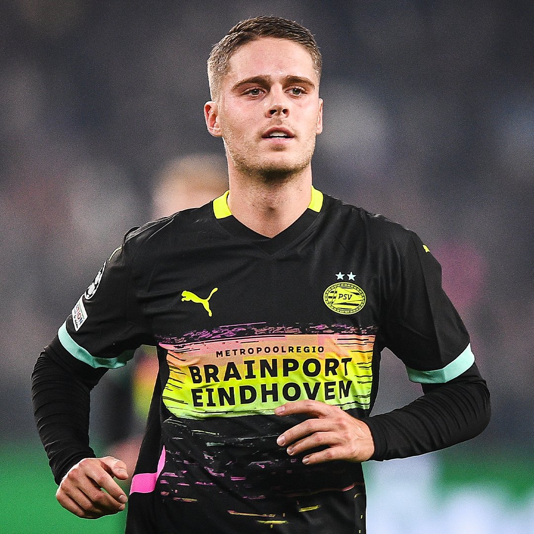 ❌ Kenneth Perez schrijft Joey Veerman 'eigenlijk wel' af. "Hij is te vaak bij een tegengoal in grote wedstrijden betrokken."