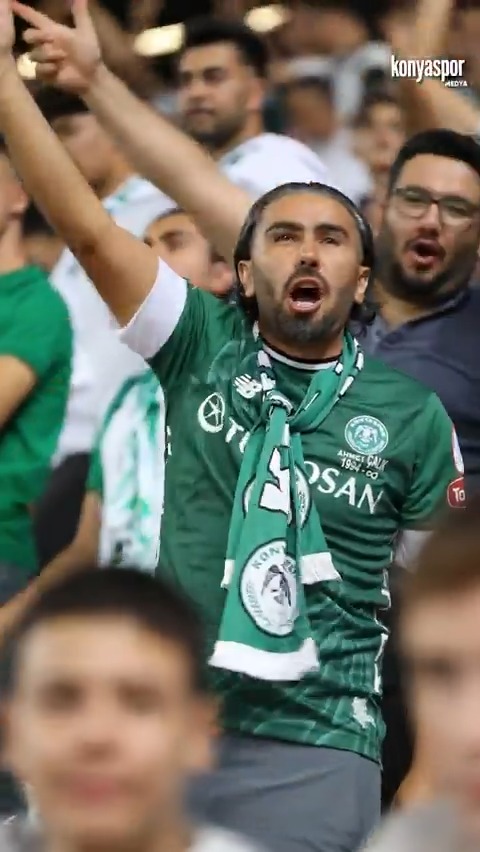 Aşkımız, sevdamız sensin... 💚🤍 Pazar saat 16’da #42BinTekYürek