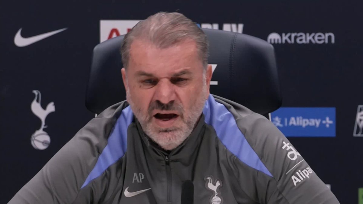 "No mate! I'm not a doctor" 🩺 Ange Postecoglou refuses to pinpoint a return date for Cristian Romero and Micky van de Ven 💭
