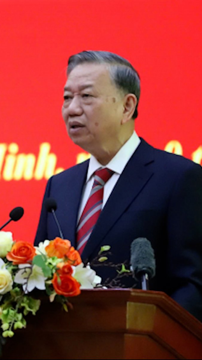 TBT Tô Lâm đã có bài phát biểu tại một phiên thảo luận của Quốc Hội, đã bày tỏ sự ngưỡng mộ đối với Singapore, trước sự phát triển một cách ngoạn mục của nước này. Đáng chú ý là ông Tô Lâm đã sử dụng Sài Gòn, thủ đô của VNCH, để so sánh với Singapore.