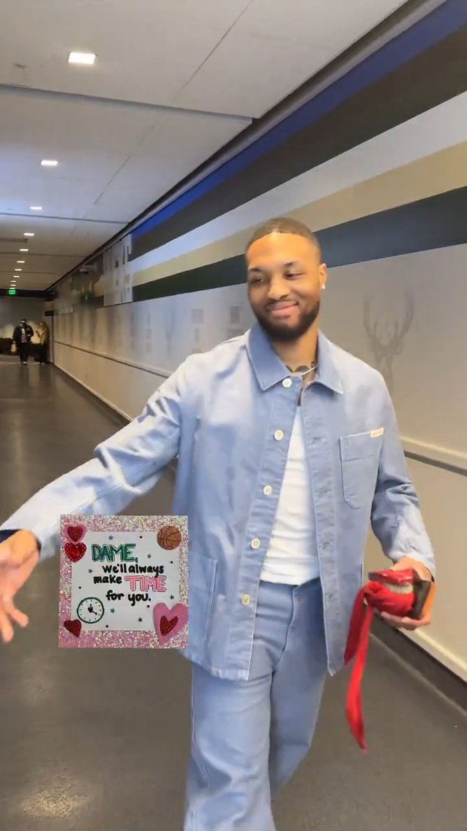 Showing some love to our valentines. 💌