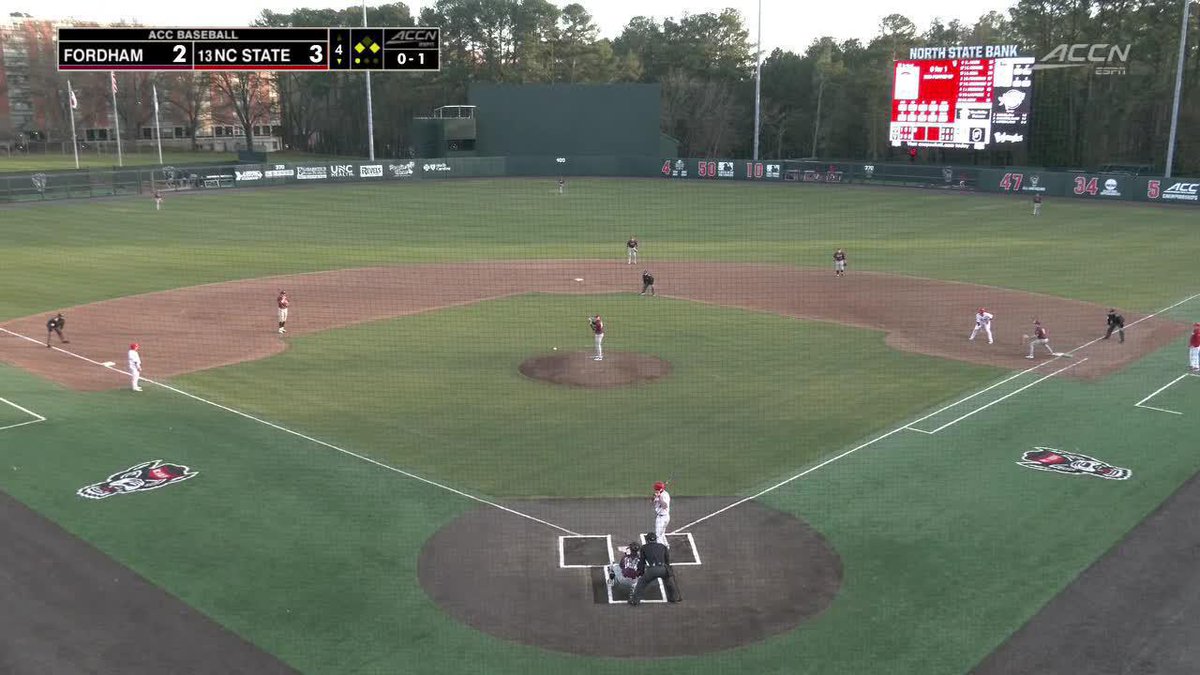 Ty Head keeps the hit parade going! 🐏: 2 🐺: 4