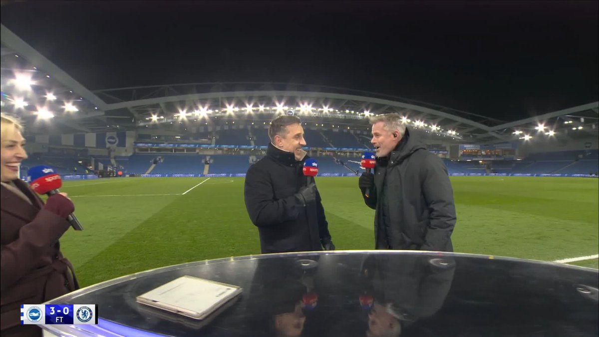 "I need to get in this car home, I am freezing" 🥶 Bedtime Jamie Carragher 😂🤣