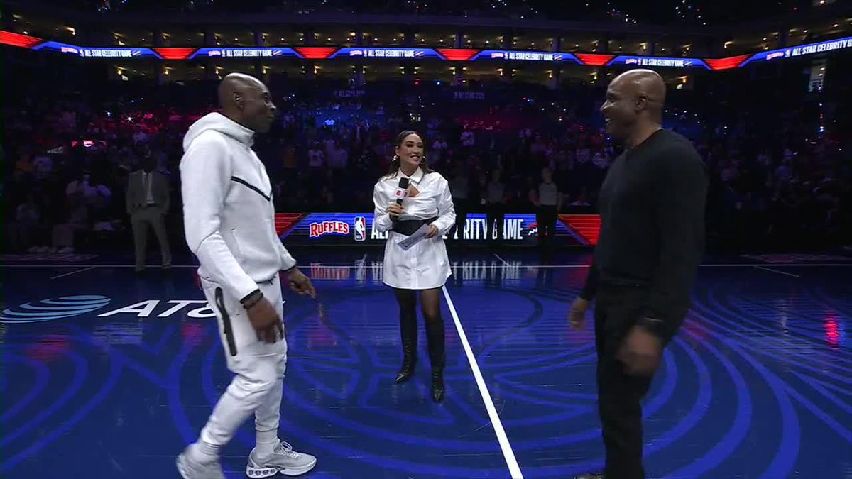 Jerry Rice and Barry Bonds getting heated already 😂