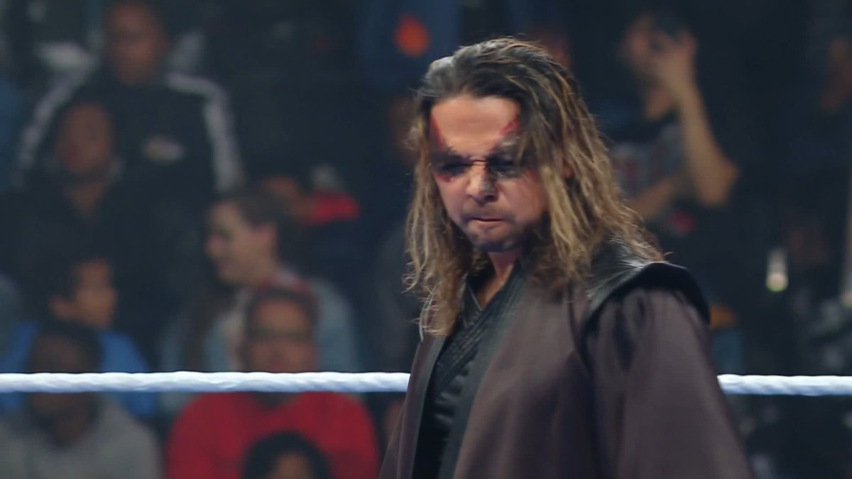.Shinsuke Nakamura is looking for a worthy opponent and LA Knight has answered his call! #SmackDown