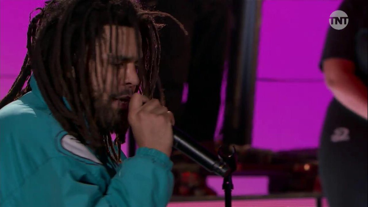 J. Cole's halftime performance during the 2019 All-Star Game in Charlotte still one of the best ever. That jacket still goes crazy. 🏀🐝🔥