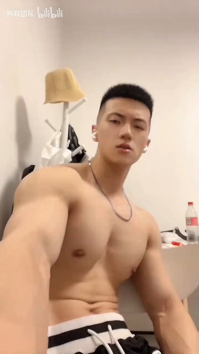 【2025年2月15日】今日資源已經更新！FANS投稿的資源不錯，置頂中！以下視頻與更新資源無關！
