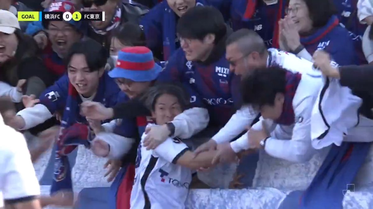 白井康介の技ありシュート💫 🎦 ゴール動画 🏆 明治安田Ｊ１リーグ 第1節 🆚 横浜FCvsFC東京 🔢 0-1 ⌚️ 61分 ⚽️ 白井 康介（FC東京) #Ｊリーグ