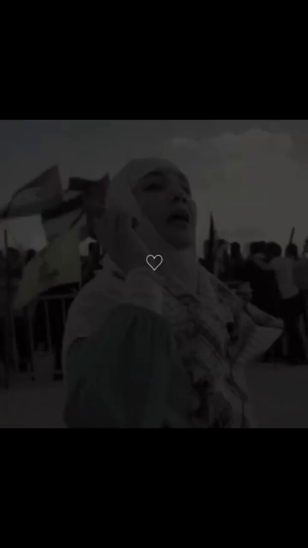 من مطار بيروت امرأة لبنانية توجه رسالة الى نتنياهو : أقول لك أنني إيرانية وأفتخر انني فارسية ومن المقاومة الإسلامية وسوف نـنـتــصـر✌️🇱🇧 #كتائب_القسام #القسام