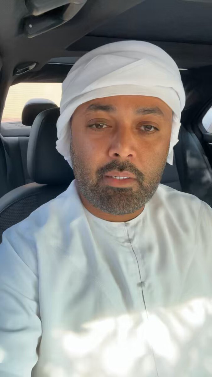 الزعيم يمثلنا في المهمة الكبيرة التي سيدافع فيها عن الوان علم الإمارات في المحفل العالمي الكبير.. الدعم كل الدعم لهم فالميدان و المدرج و كل شيء ممكن ان يحقق تطلعات القيادة الرشيدة ، ادعموا الزعيم ف هو خير من يمثل الوطن ف المحافل الكبيرة.. #كلنا_خلف_عين_الوطن💜🇦🇪