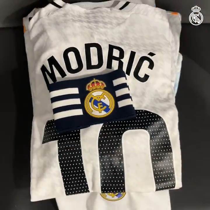 🔢👕 ¡Todo listo en nuestro vestuario!