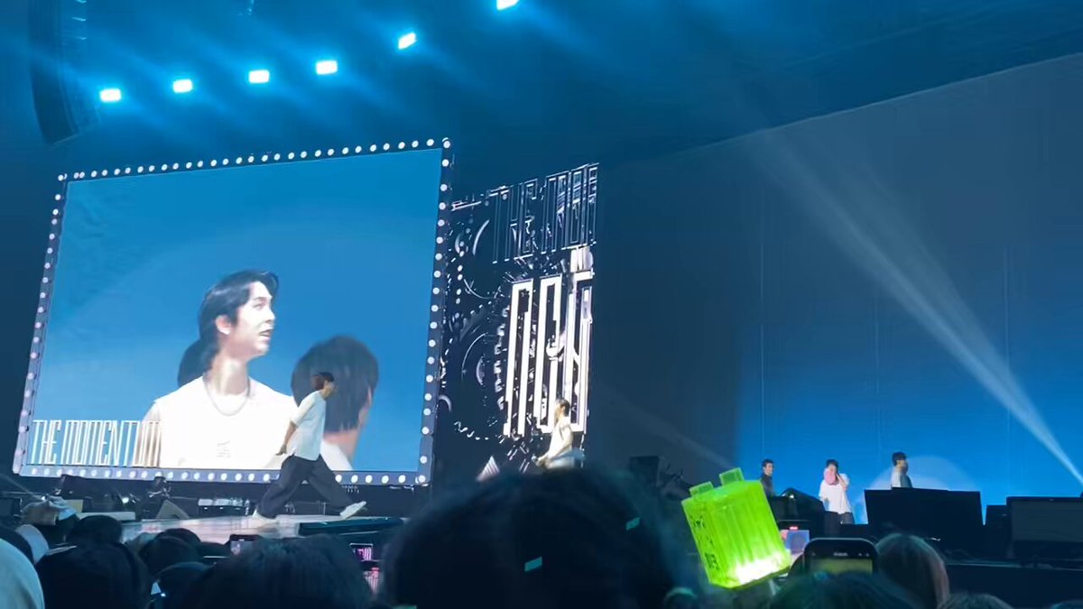 haechan lucu banget nyampirin hyungnya jogetnya 😭😭😭😭 BYE BYE 127 THANKYOU dont repost #THEMOMENTUMINJAKARTA_D1 #THEMOMENTUM_NCT127 #NEOCITY_THE_MOMENTUM_IN_JAKARTA