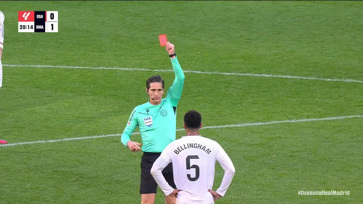 JUDE BELLINGHAM GETS A RED CARD FOR ARGUING WITH THE REF 😳