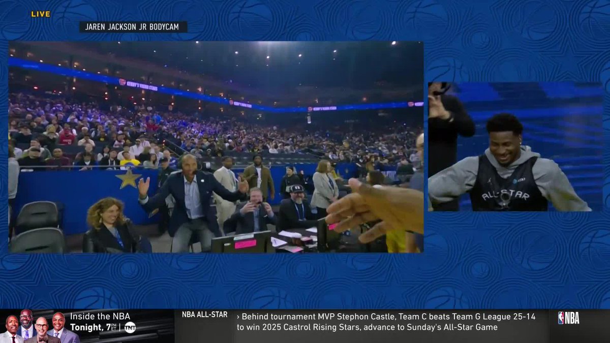 "And FUTURE Hall of Famer" This moment between Reggie Miller & JJJ 🤝