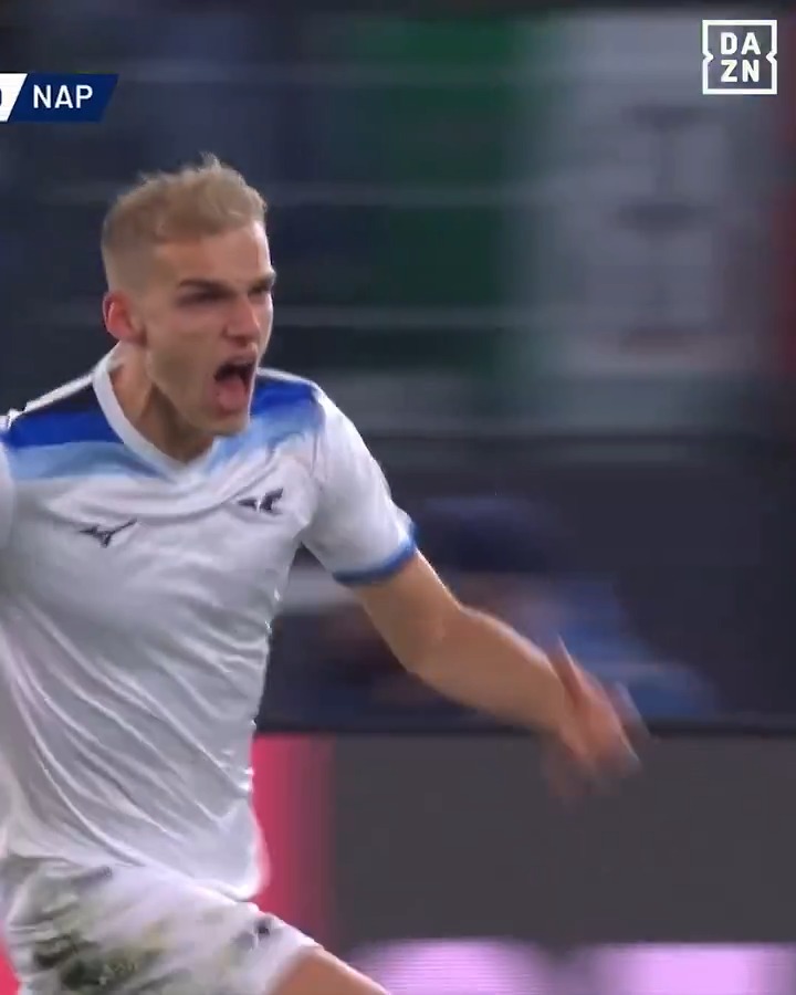 Un 2️⃣-2️⃣ 𝒔𝒄𝒐𝒑𝒑𝒊𝒆𝒕𝒕𝒂𝒏𝒕𝒆 💥 #LazioNapoli è 𝒔𝒑𝒆𝒕𝒕𝒂𝒄𝒐𝒍𝒐 𝒑𝒖𝒓𝒐✨ #SerieAEnilive #DAZN