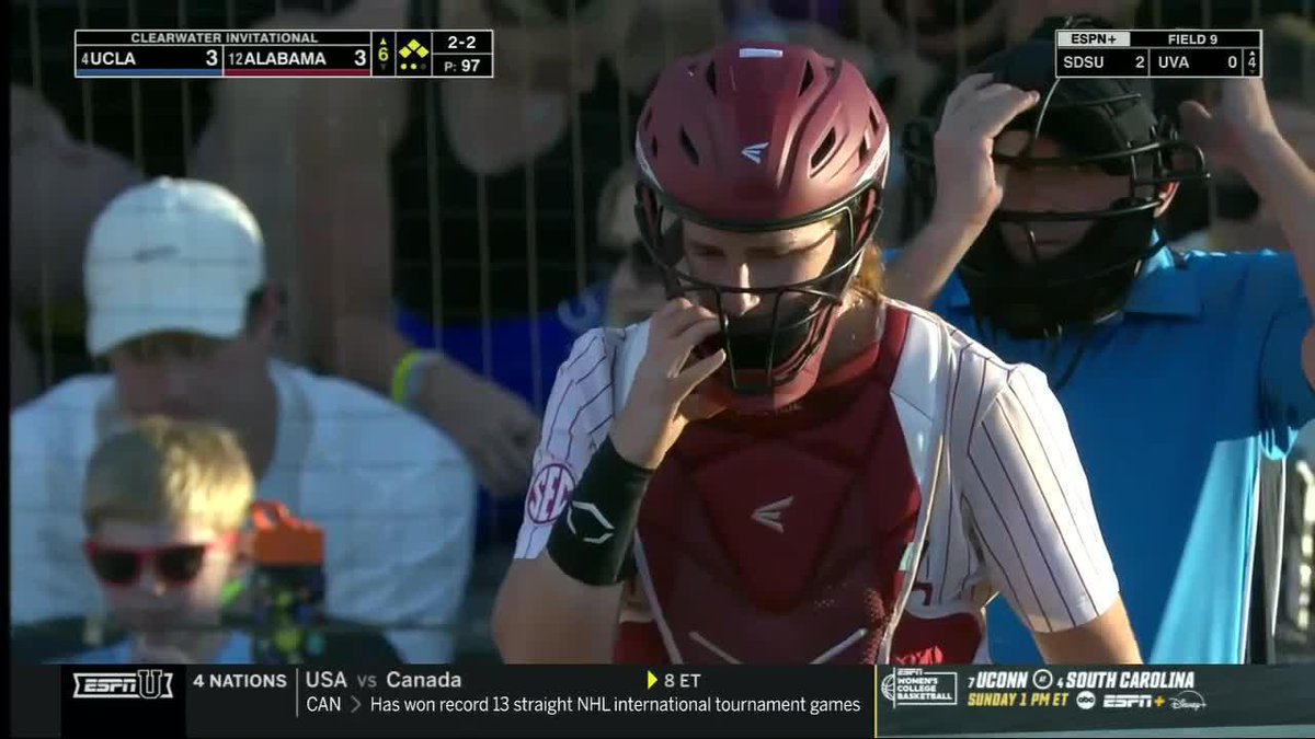 THE FRESHMAN COMES UP CLUTCH!! SOFIA MUJICA. BASES-CLEARING DOUBLE. BRUINS LEAD. 📺: ESPNU 💻: #GoBruins