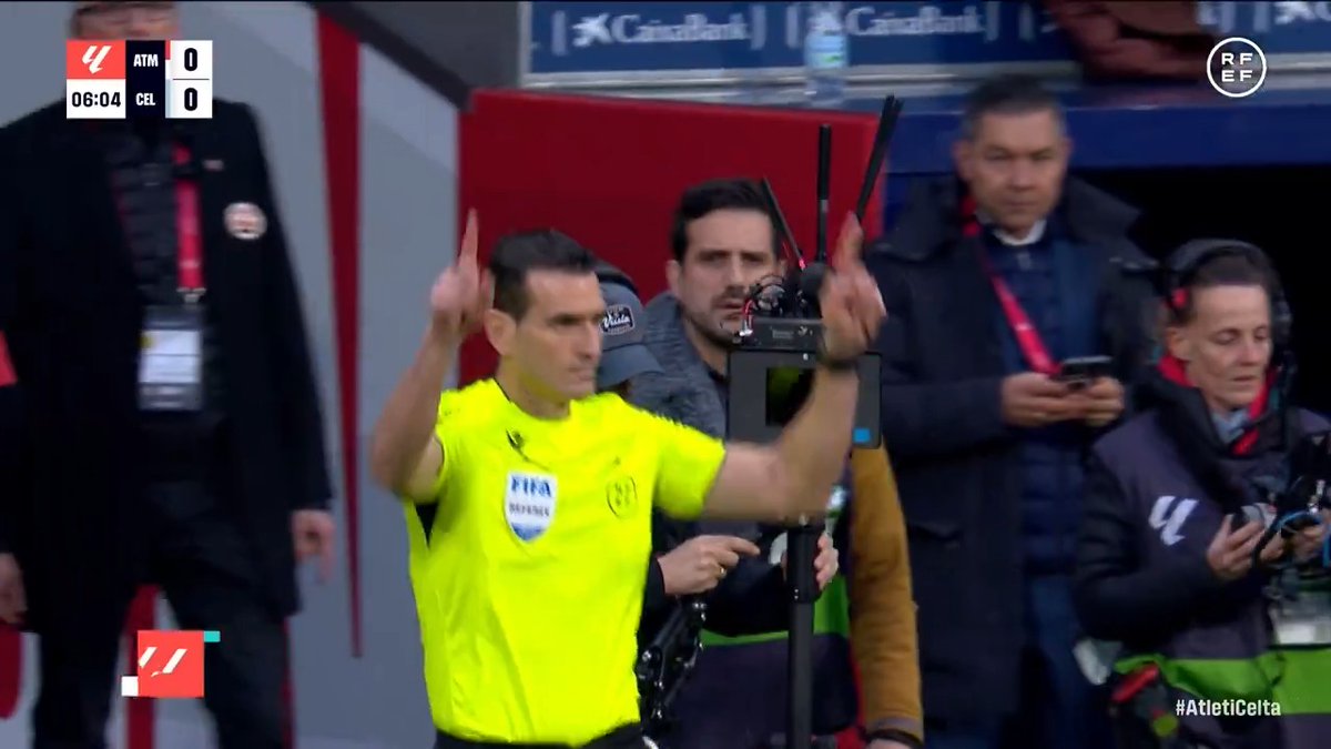 🗣 AUDIO REVISIÓN VAR 🗓 Jornada 24 | Primera División ⚽ Atlético de Madrid 🆚 RC Celta | 5' #ArbitrajeRFEF | CTA