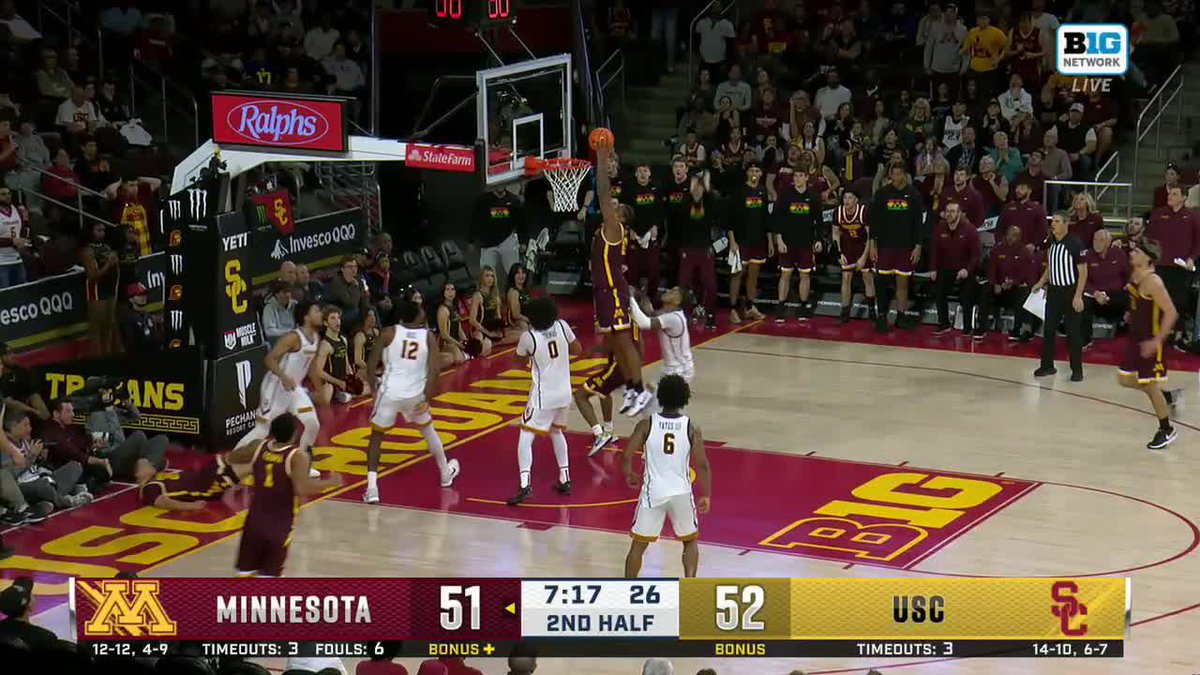 Frank Mitchell gives Minnesota Men's Basketball their first lead of the day with this one 🙌 #B1GMBBall on BTN 📺
