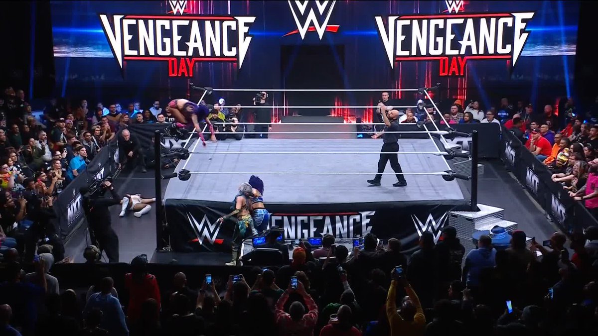 .@CoraJadeWWE has taken over! 👊 #VengeanceDay