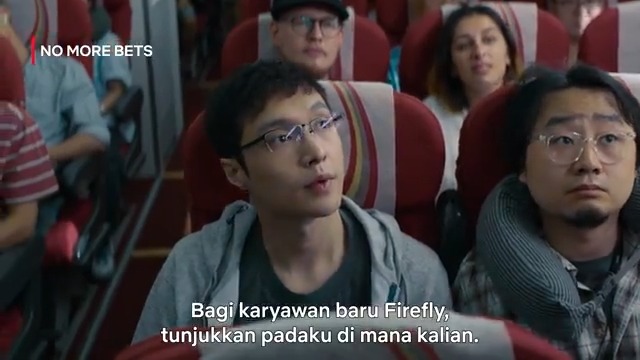 Convomf HARUS BANGET NONTON EMG! Sangat related dgn org2 Indo yg banyak terjebak judol skrng. Lewat film ini bakal tau gmana judol itu diatur sedemikian rupa. Dan hati2 guys pola rekrutment jebakan, ditawari kerja di luar negeri tau2 dijadiin admin judol