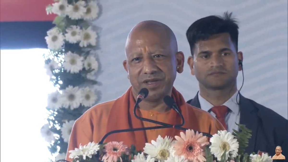 33 दिनों में 52 करोड़ श्रद्धालु… तब यहां डुबकी लगा पा रहे हैं, जब माँ गंगा, माँ यमुना और माँ सरस्वती की कृपा से अविरल जल है...