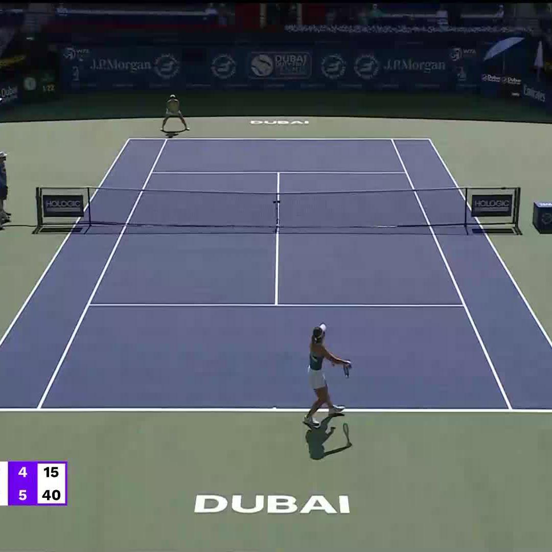 A confident start in Dubai 👏 Paula Badosa gets the better of Sun 6-3, 6-4 and awaits the winner of Mertens/Fernandez in Round 2! #DDFTennis