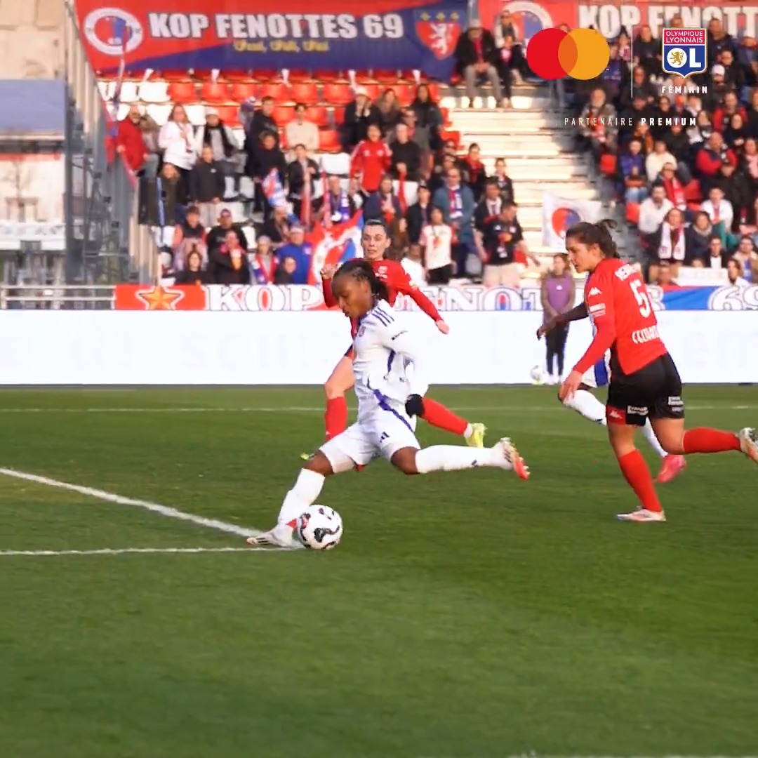 C'est trop simple pour Melchie Dumornay. 😮‍💨🇭🇹 Le meilleur moment du match présenté par Mastercard France. 👀