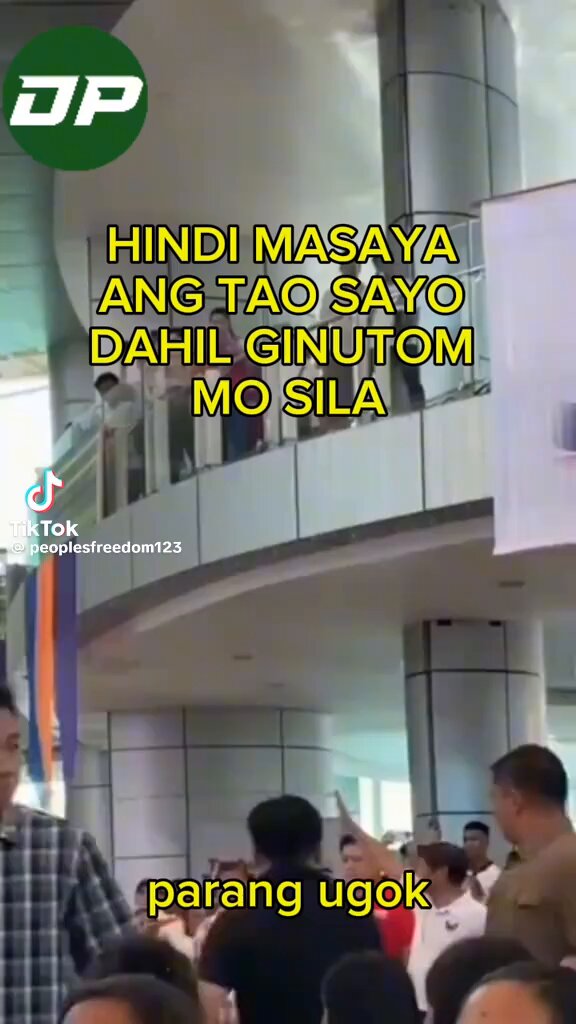 Tangina! Nagkakalat ng KALAOSAN sa mall! 😆😂🤣