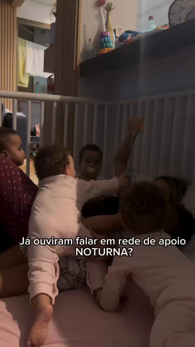 Ela meio que tem os melhores amigos do mundo